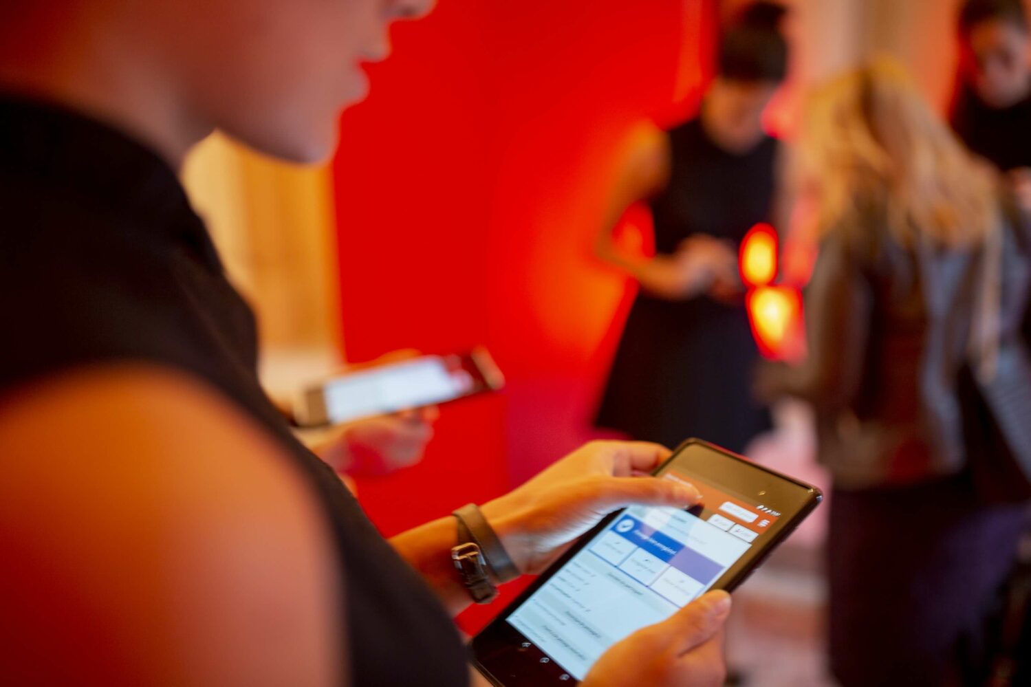 Agence-Eclaireuse-Evénementiel-Paris-Accueil-Digital