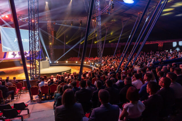 Soiree-entreprise-Folies-Gruss-Remise-de-prix-Eclaireuse